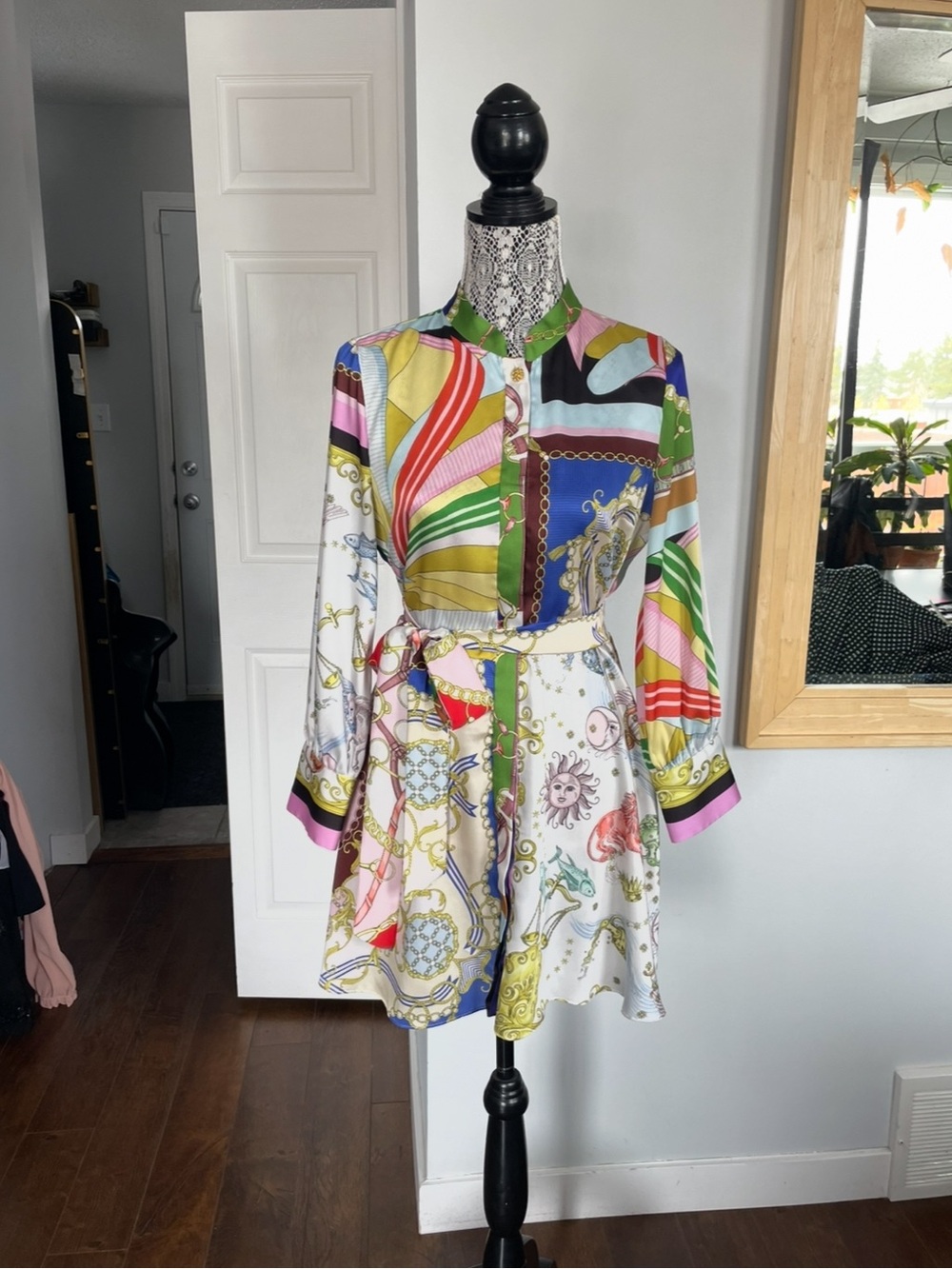 Zara Vintage Scarf Inspired European Summer Print Button Up Belted Dress. Small - Picture 15 of 16